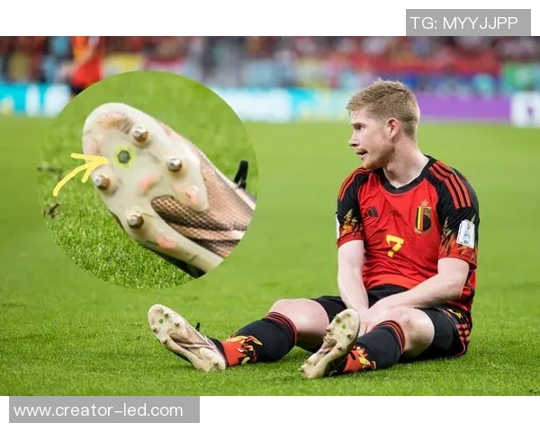 世界杯赛场上的足球鞋传奇：这些球星如何通过鞋子书写历史