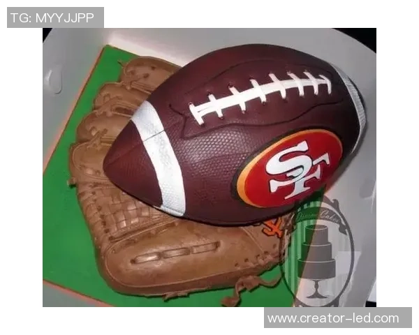 超详细球星主题足球造型蛋糕制作全过程新手也能轻松学会