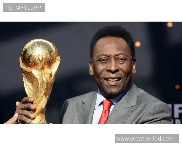 全球足球巨星汇聚百位世界级球员风采盘点与荣耀回顾