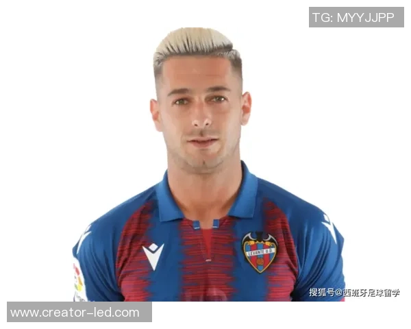 足球后卫八号球员的传奇故事与精彩表现分析